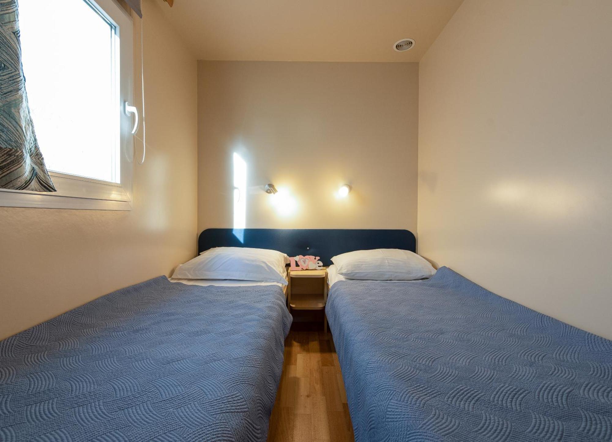 Camp Mrkva Mobile Homes With Pool Sukošan Værelse billede