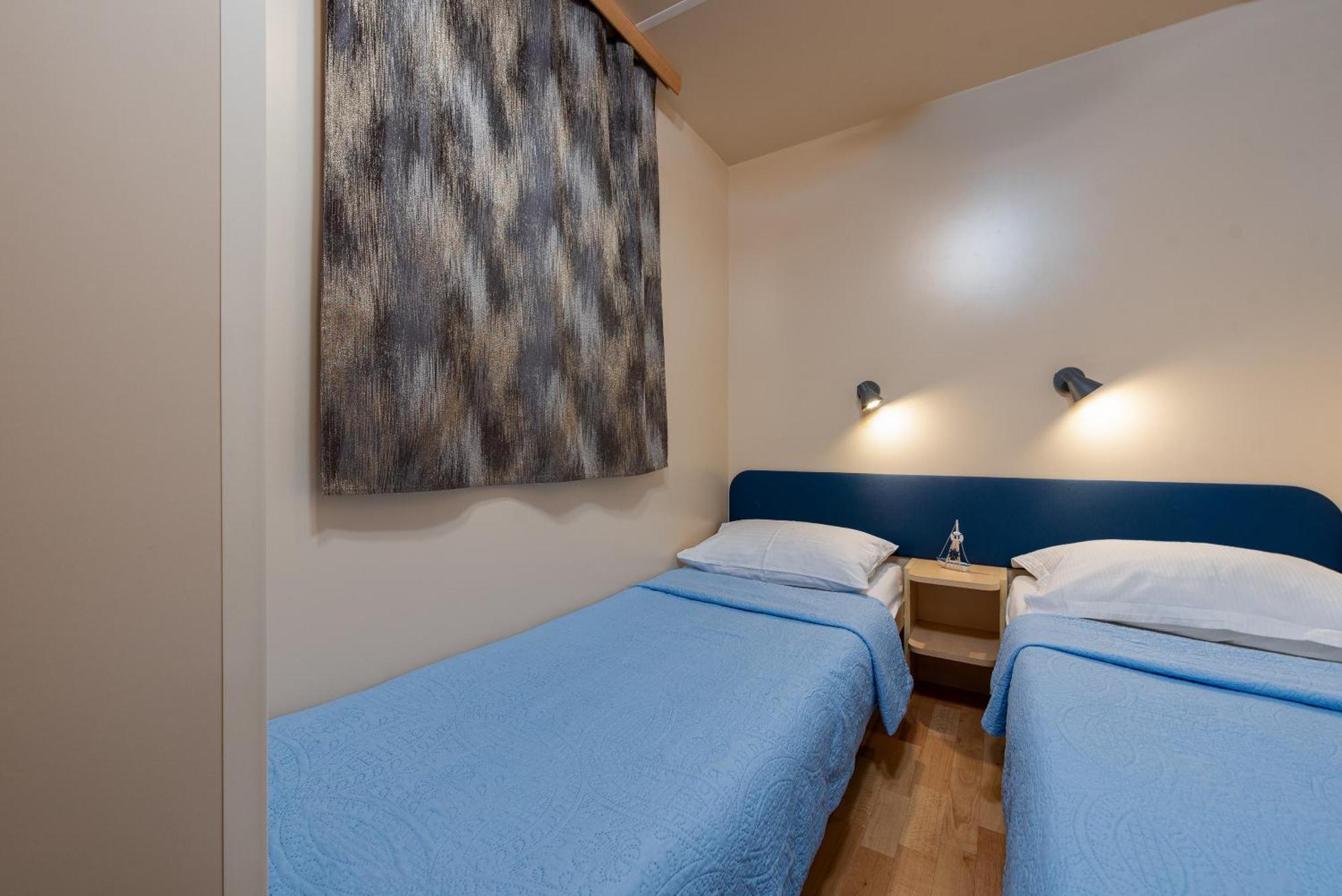 Camp Mrkva Mobile Homes With Pool Sukošan Værelse billede